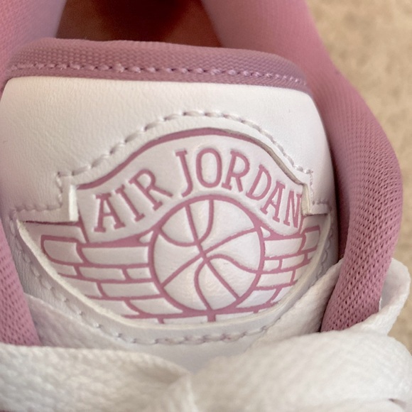 Air Jordan 2/3 Orchid Sneakers Trainers Shoes Low-top Women's FZ4122-105 Size 7 - Picture 8 of 12